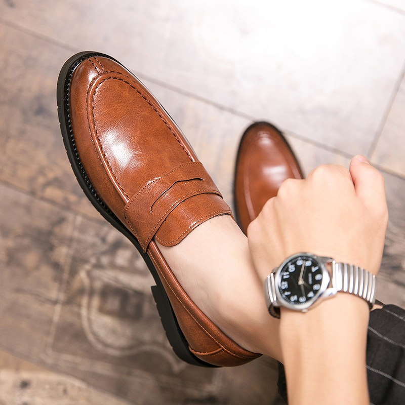 Sapatos Masculinos Vintage de  - Formal Men Daily Wear Footwear avaliação e preço